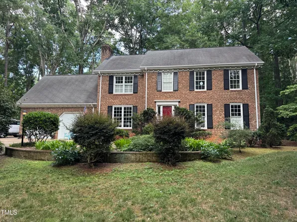 7905 Breda Ct, Raleigh, NC 27606