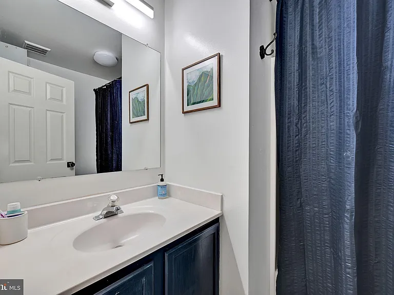 350 Long Meadow Way — Photo 16
