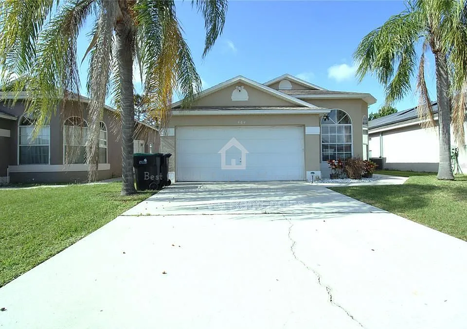 464 Briar Bay Cir
