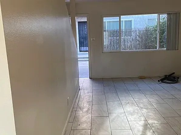 530 Linwood Ave APT N, Monrovia, CA 91016