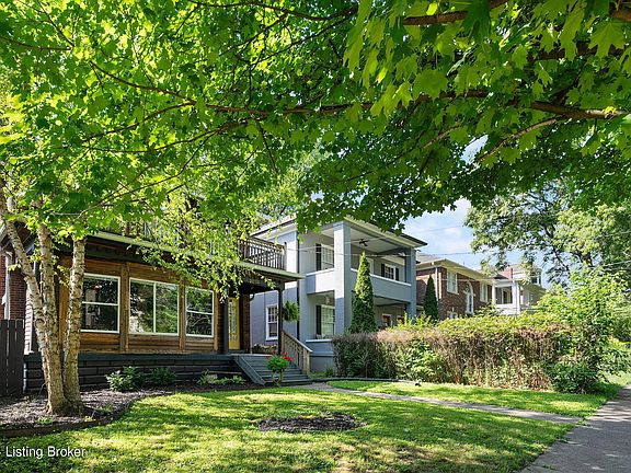 3rd image of 2074 Sherwood Ave