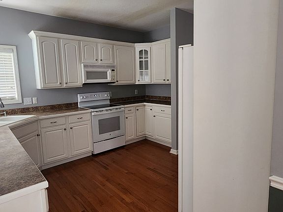 5th image of 139 Weymouth Ct