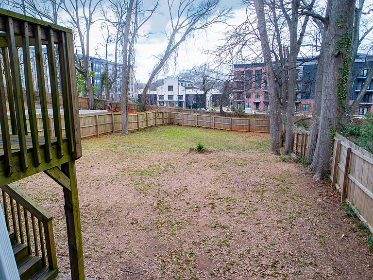 703 Erin Ave SW — Photo 58