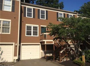 55 Foxbridge Village Rd, Branford, CT 06405