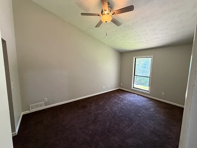 1386 Williamsburg Ln #L — Photo 4