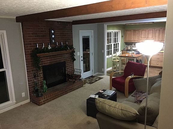 3rd image of 10017 Clearcreek Way