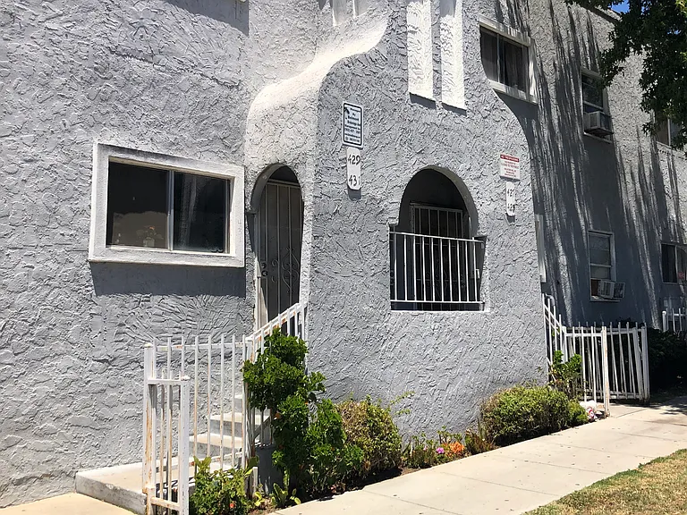 429 W Cowles St #429 — Photo 24
