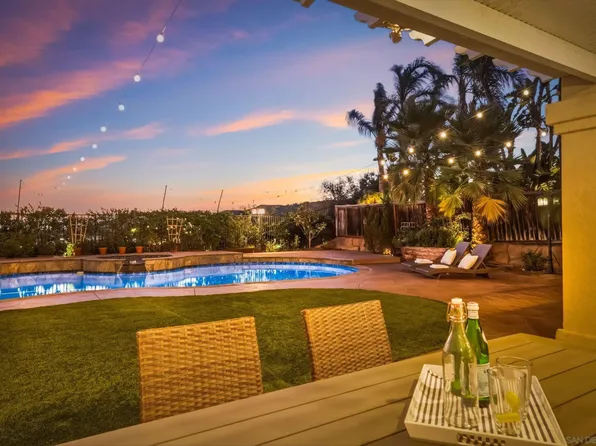 9846 Falcon Bluff St, San Diego, CA 92127