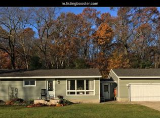 2101 De Baker Rd, Muskegon, MI 49442