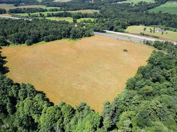 Barton Rd, Crystal Spring, PA 15536