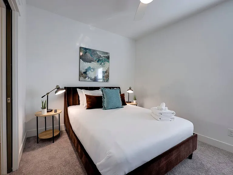 6511 Robertson Ave #13 — Photo 12