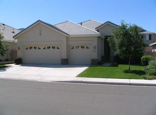 2450 Lincoln Meadows Dr, Reno, NV 89521