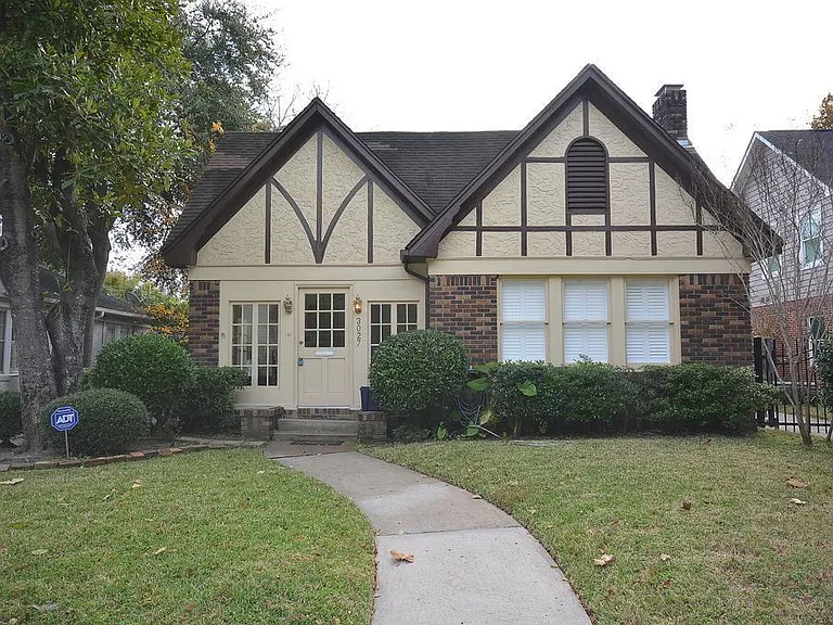 3027 Amherst St — Photo 2