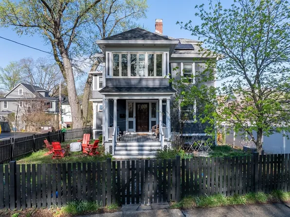 155 Prospect St, Northampton, MA 01060