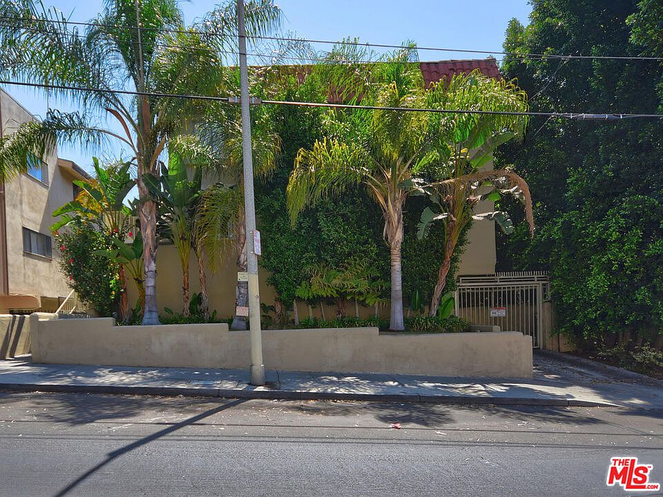 1st image of 1540 N Fuller Ave APT 10