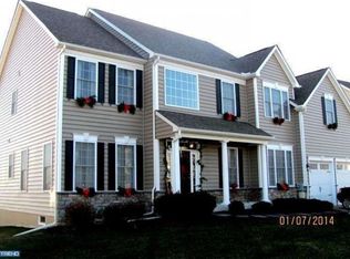 128 Verdant Dr, Phoenixville, PA 19460