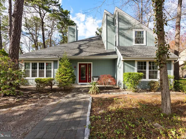 17 Dartmouth Ct, Marlton, NJ 08053