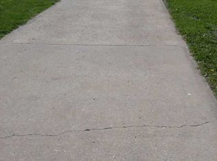 715 SW Parkview St, Topeka, KS 66606