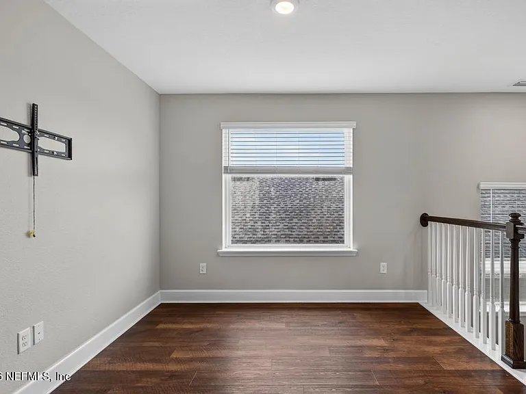 187 Beale Ave — Photo 84