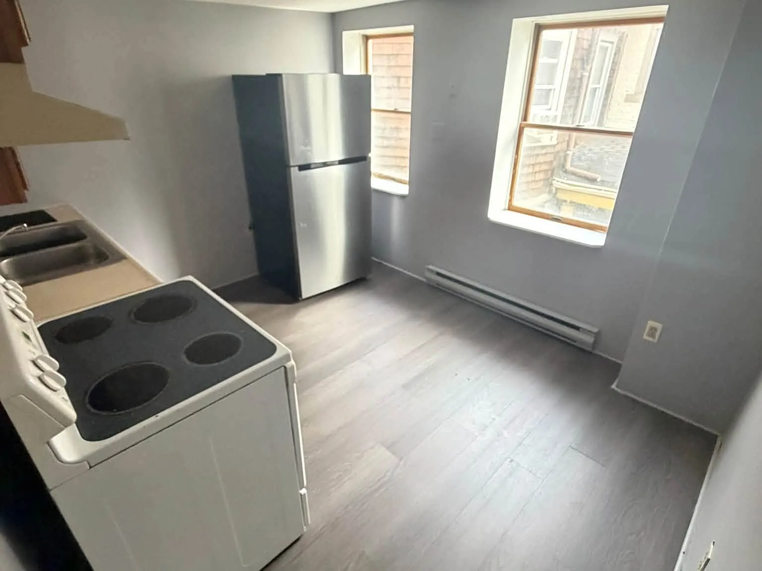 2 bed, 800 sqft, $975 — Photo 2