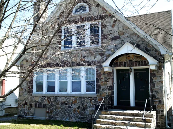 210 N Enola Dr #210, Enola, PA 17025