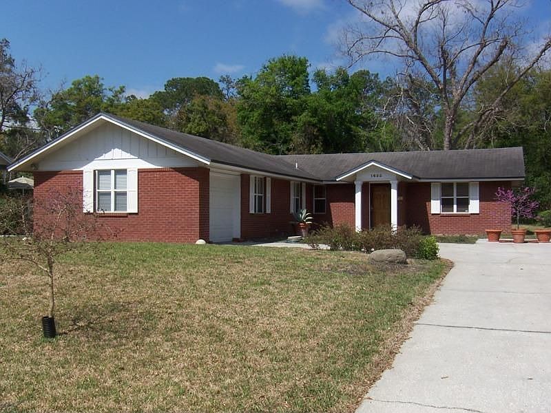 1st image of 1623 Orlando Cir S