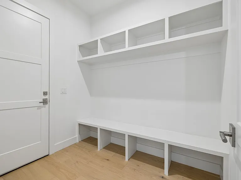 17 Jones Cir — Photo 38