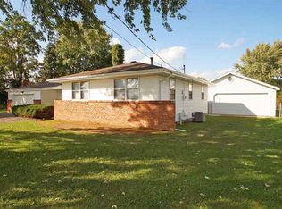 11323 W Farmington Rd, Hanna City, IL 61536