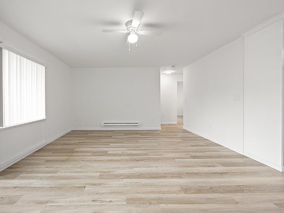 3rd image of 260 Merrydale Rd APT 14