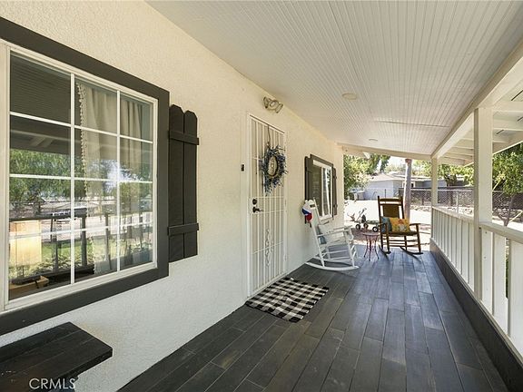 5th image of 2575 Hillside Ave