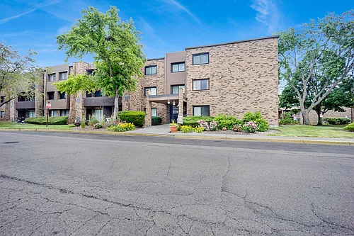 1100 E Randville Dr #211 Photo 1