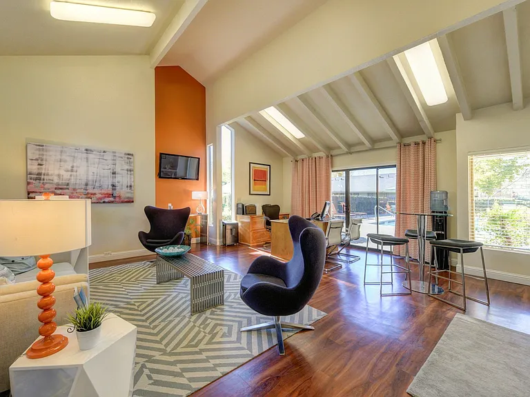 The Pinecrest Leasing Office