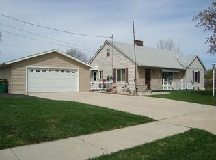 744 S Park Ave, Fond Du Lac, WI 54935