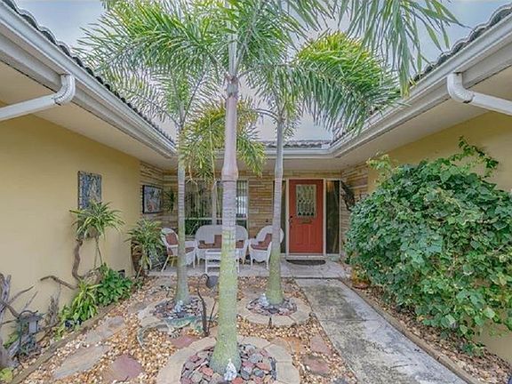 2nd image of 7808 Causeway Blvd S