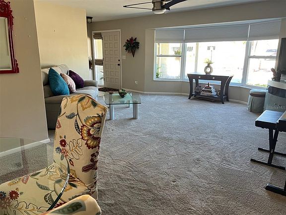 5th image of 855 Fountainhead Dr