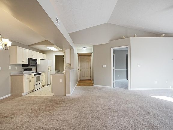 5th image of 9830 Regatta Dr Unit 302