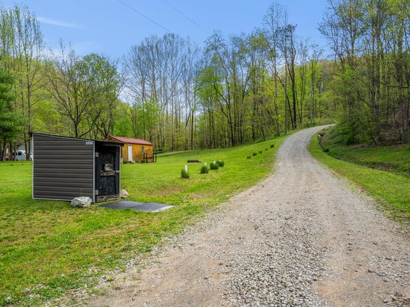 24796 E Fork Rd, Laurelville, OH 43135