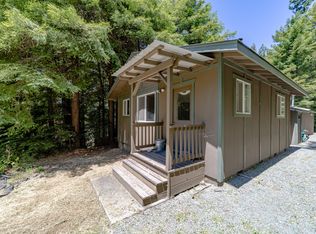 220 Madrone Rd, Weott, CA 95571