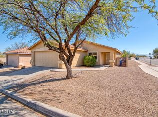 2360 W Golden Hills Rd, Tucson, AZ 85745