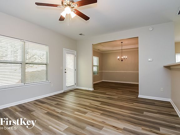 3rd image of 327 Alcovy Way