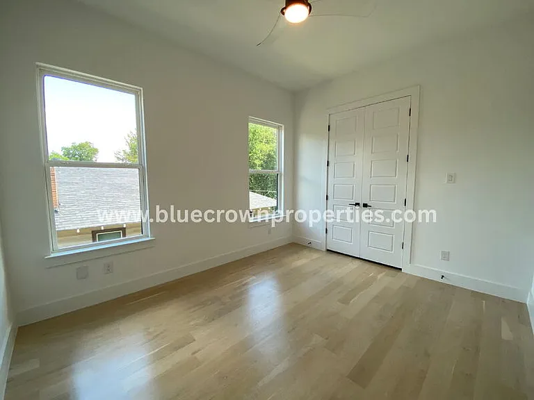 807 S Glasgow Dr — Photo 20