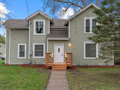 239 E 1st St, New Richmond, WI, 54017
