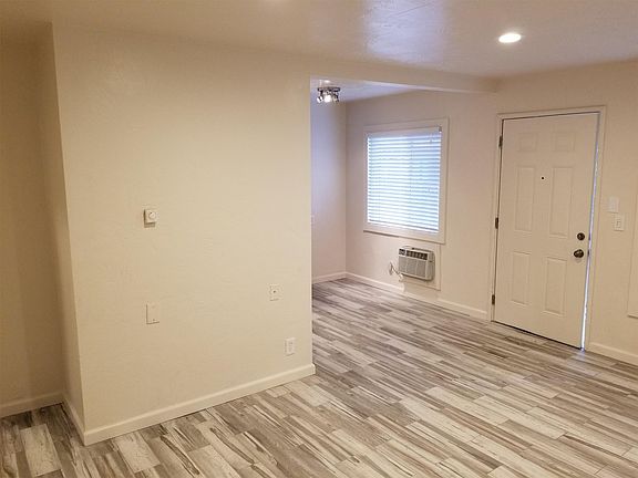 5th image of 2616 T St APT 8