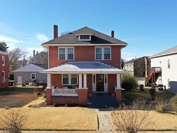 2nd image of 2804 Barton Ave