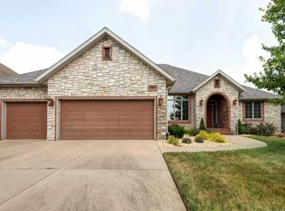 3331 E Manitoo St, Springfield, MO 65804