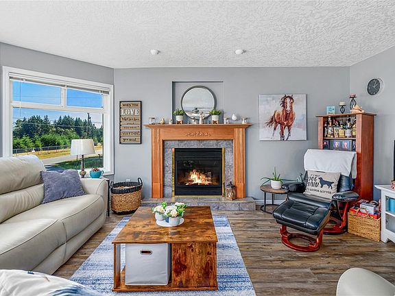 2nd image of 2207 June Rd