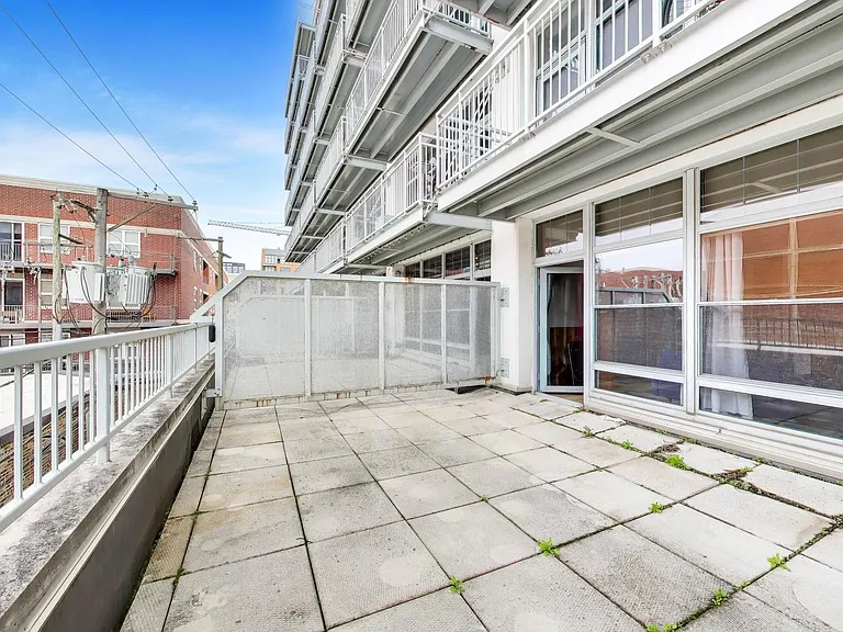 1200 W Monroe St #315 — Photo 13