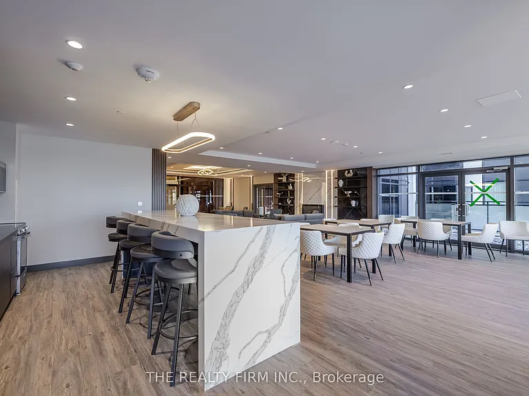 375 South St #1320 — Photo 24