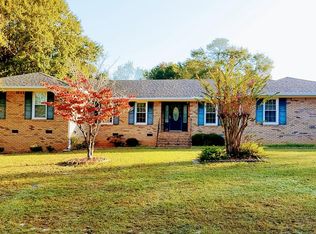 2696 Moss Creek Dr, Dalzell, SC 29040