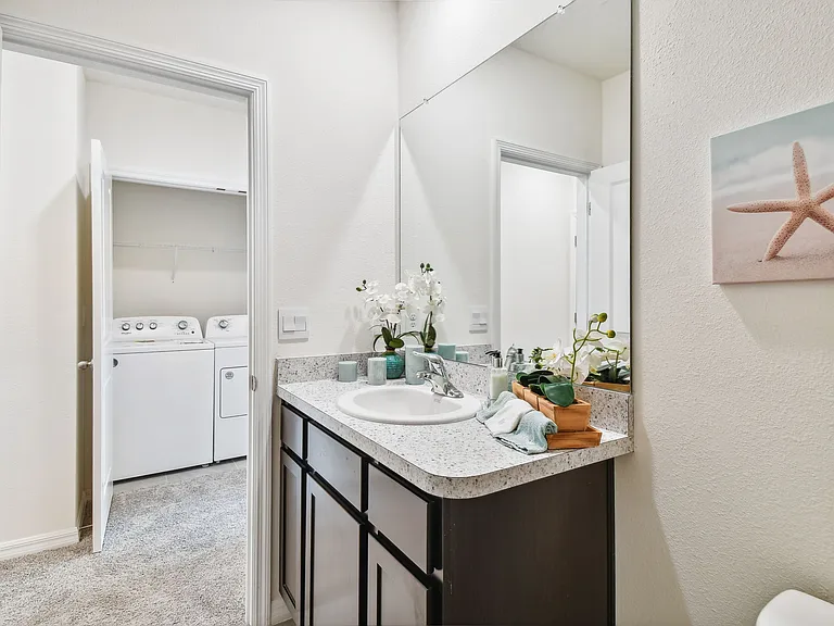 5679 English Oak Ln — Photo 37